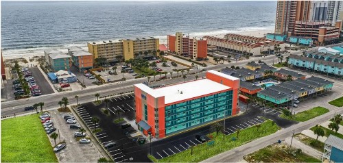 Beachside Resort Hotel - image 23