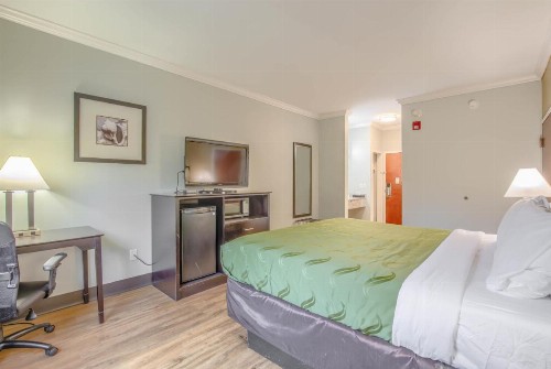 Quality Inn Ft. Morgan Road-Hwy 59 - image 28