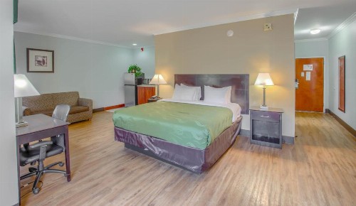 Quality Inn Ft. Morgan Road-Hwy 59 - image 36