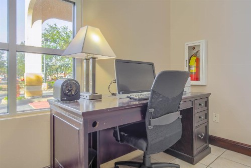 Quality Inn Ft. Morgan Road-Hwy 59 - image 47