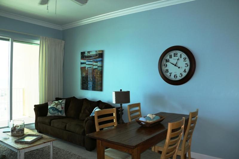 Indies 704 Condo - image 6