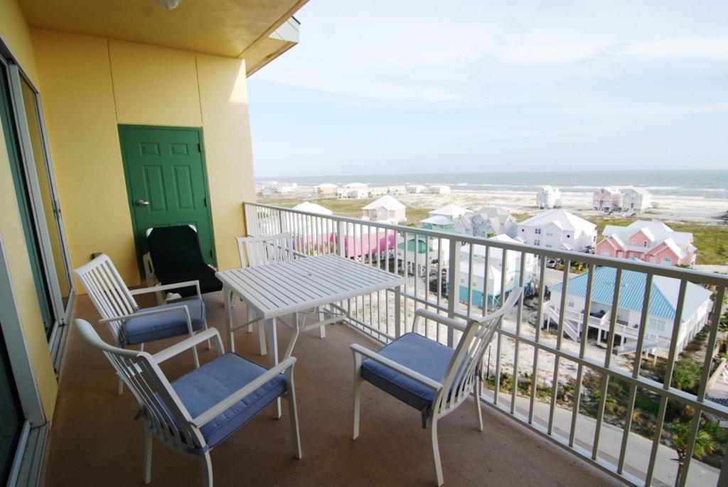 Indies 704 Condo - image 7
