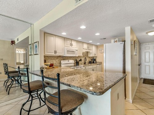 Edgewater 62 by Bender Vacation Rentals - image 11