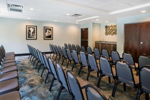 Hampton Inn Gulf Shores - image 8