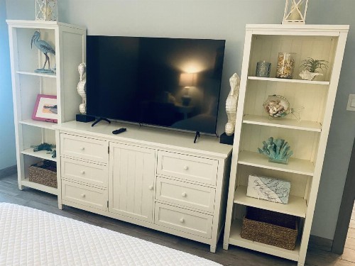 Gulf Tower Unit 8B - image 33