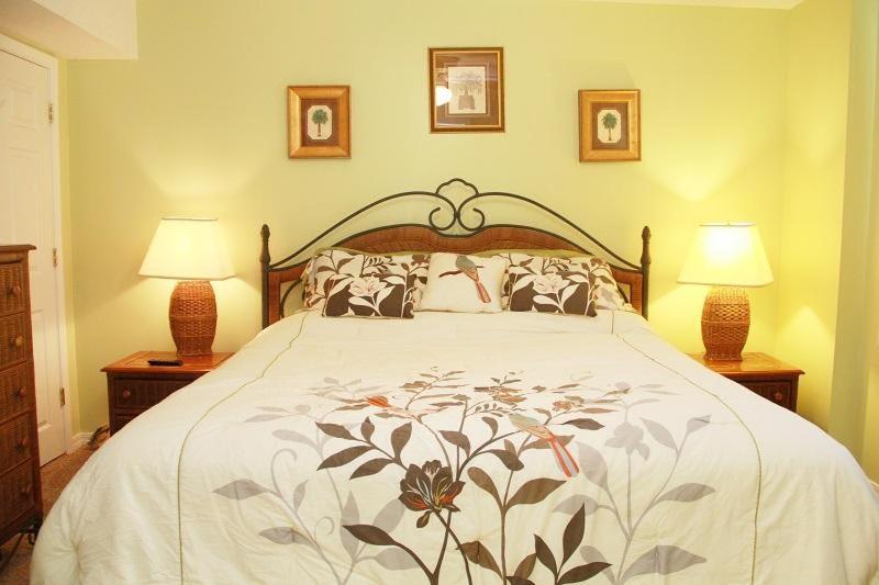 Royal Palms 1001 - image 6