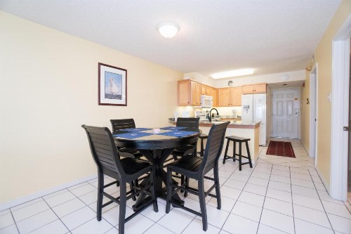 Royal Palms Unit 205 - image 13