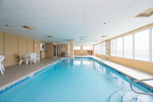 Royal Palms Unit 205 - image 15