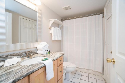 Royal Palms Unit 205 - image 5