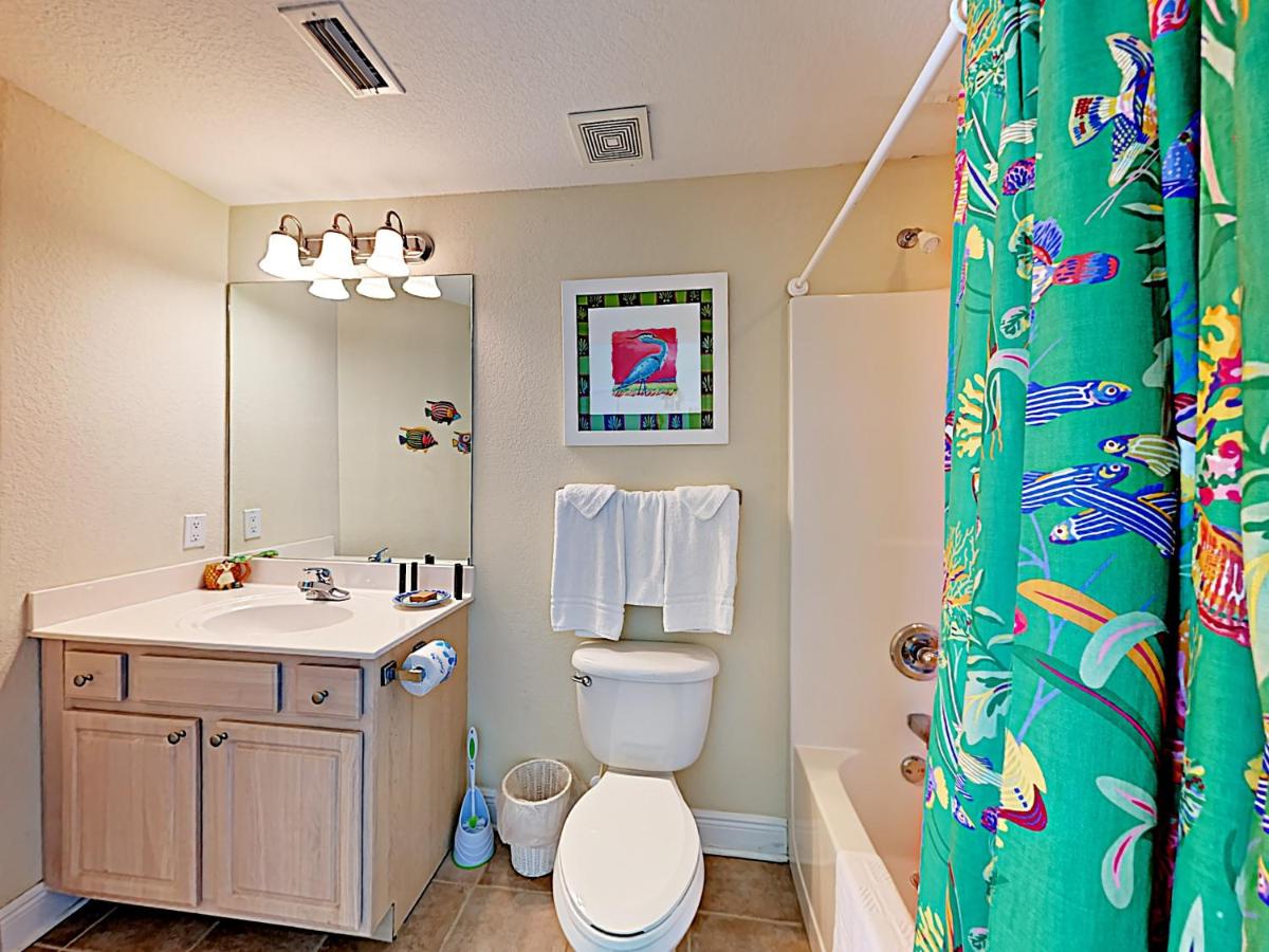 931 W Beach Blvd Condo - image 7