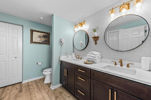 Beach Club 203B - image 16