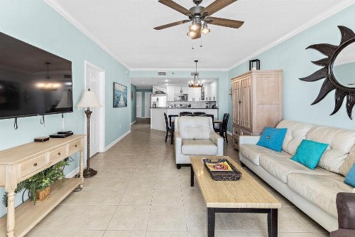 Beach Club 203B - image 2