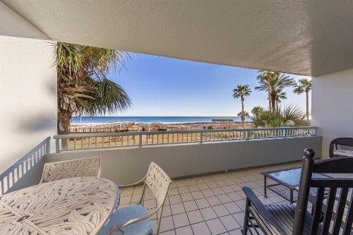 Beach Club 203B - image 24