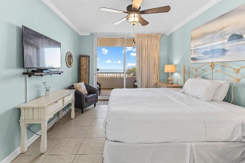 Beach Club 203B - image 46