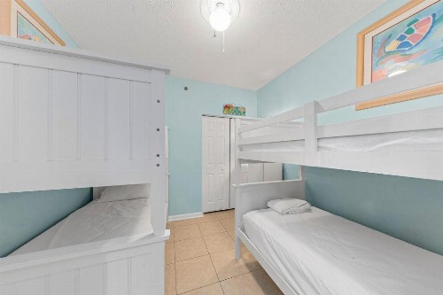 Beach Club 203B - image 6