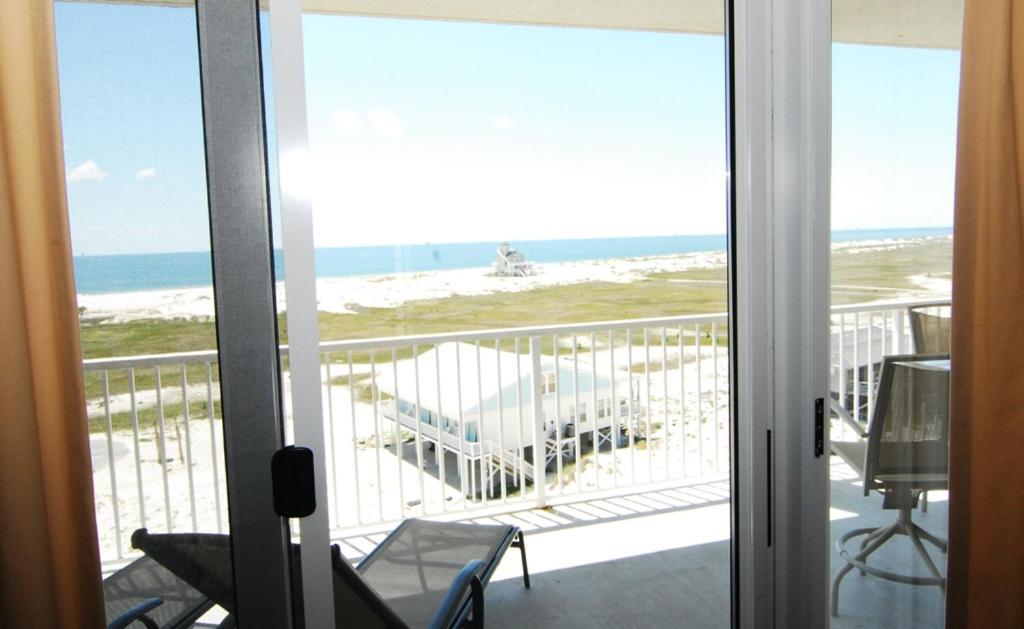 Dunes 608 Condo - image 4