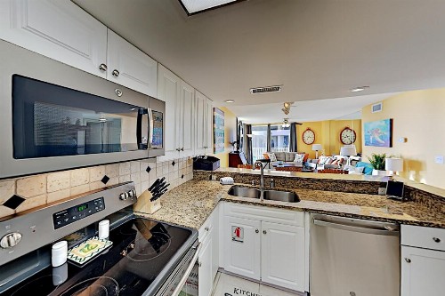 East Beach Condo #1C - image 9