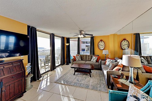 East Beach Condo #1C - image 8