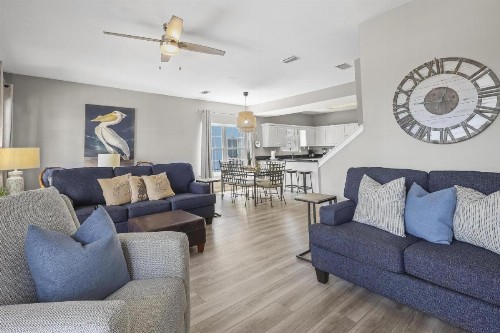 214 Shoreland Home - image 19