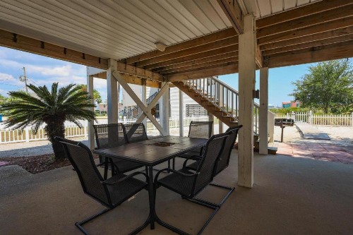 214 Shoreland Home - image 23
