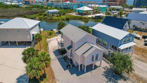 214 Shoreland Home - image 40