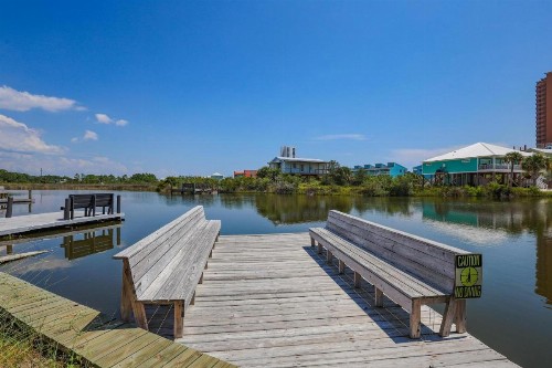 214 Shoreland Home - image 43