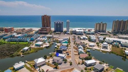 214 Shoreland Home - image 49