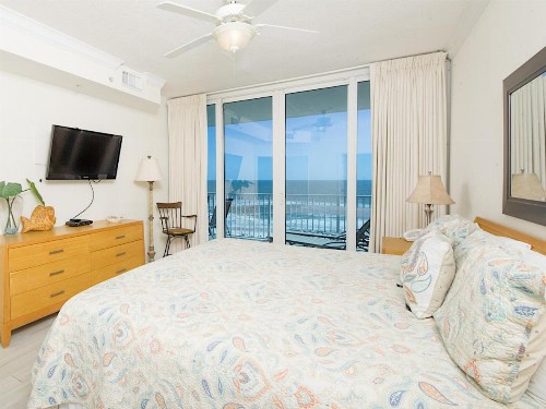 365 E Beach Blvd Condo Unit 604 - image 4