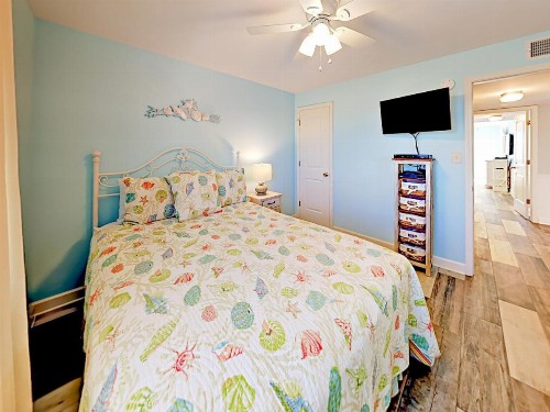 615 W Beach Blvd Condo Unit 3G - image 10
