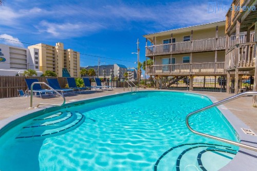 Gulf View 27 - image 9