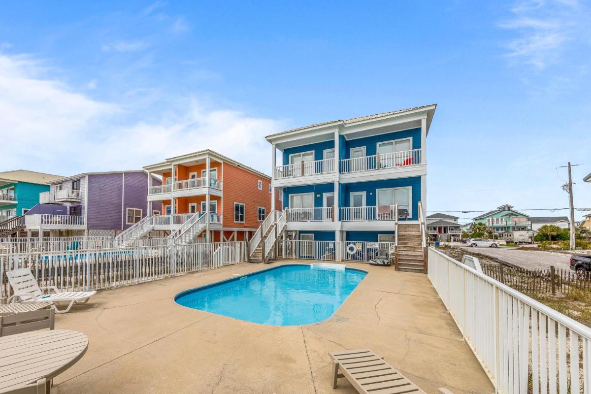 Beachin' East - main image