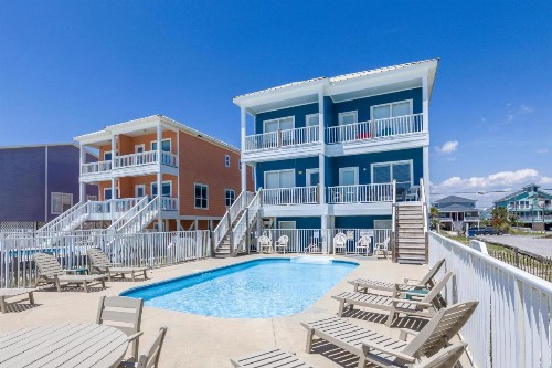 Beachin' East - image 2