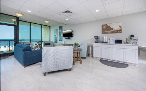 Phoenix All Suites West - image 30