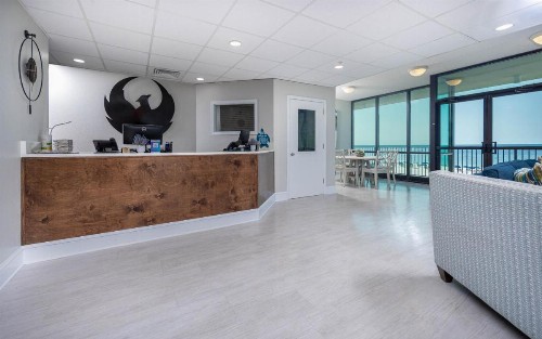 Phoenix All Suites West - image 31