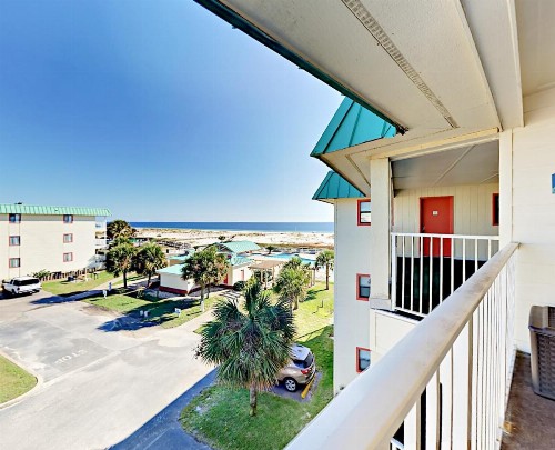 400 Plantation Rd 3309 Condo - image 1