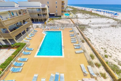 Gulf Village - image 9