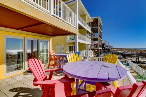 Southern Comfort By The Sea - image 12