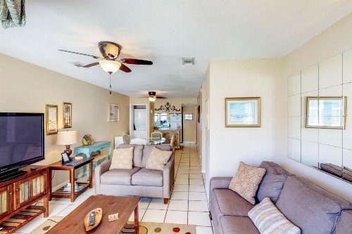 Gulfside Townhome #16 - image 3