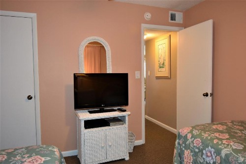 Driftwood Towers 6E by Bender Vacation Rentals - image 12