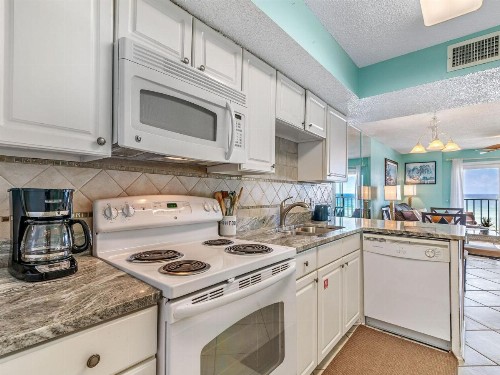 Surf Side Shores 1402 by Bender Vacation Rentals - image 5