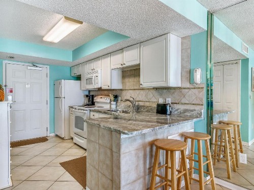 Surf Side Shores 1402 by Bender Vacation Rentals - image 9