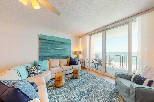 San Carlos Condos - image 10