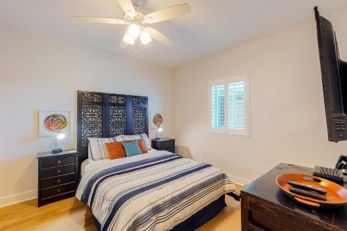 San Carlos Condos - image 6