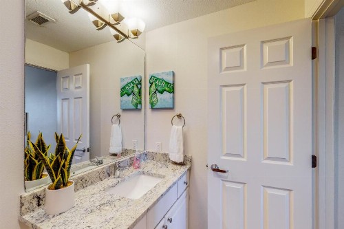 San Carlos Condos - image 8