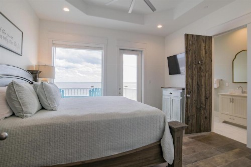 NEW Gulf Front 12bd/12.5 bath home The Grand PEARL  Heated Pool w/ elevator. - image 16