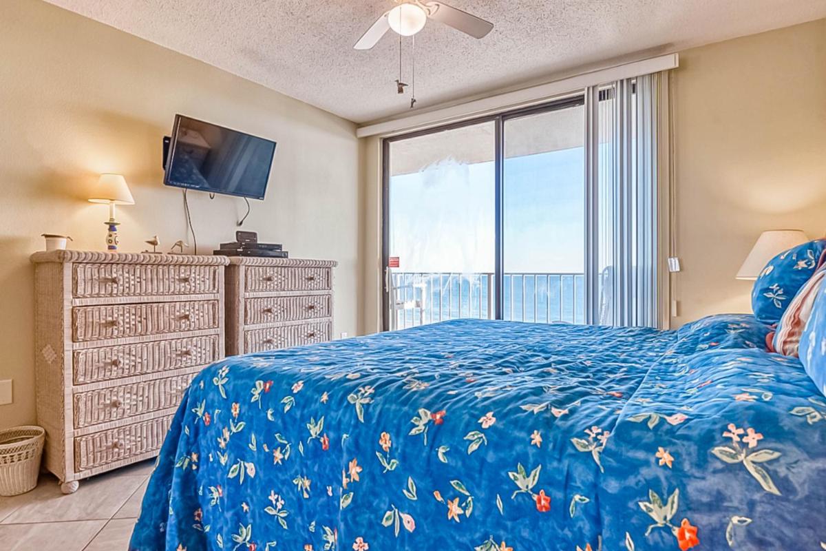 Gulf Village #317 - image 6