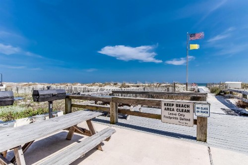 2 Bed 2 Bath Apartment in Gulf Shores - image 5