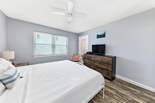 Harbor House Unit 25B - image 13