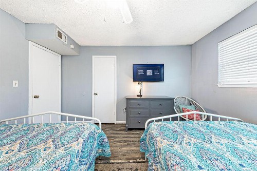 Harbor House Unit 25B - image 17