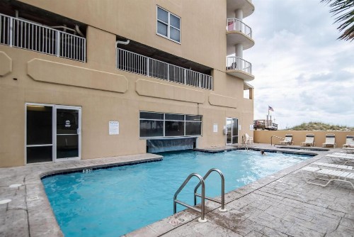 Island Royale P506 - image 7